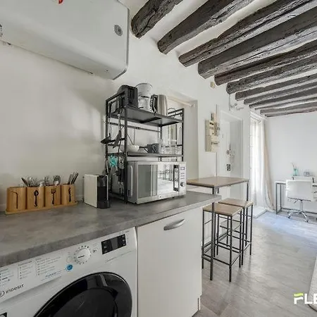 Cozy Close To Luxembourg Gardens 7 Apartment
