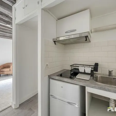 Apartment Cozy Close To Luxembourg Gardens 7